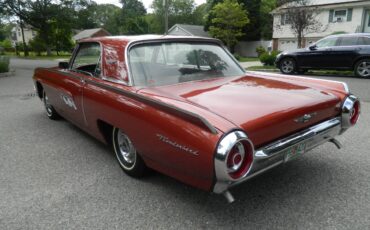 Ford-thunder-bird-1963-red-20