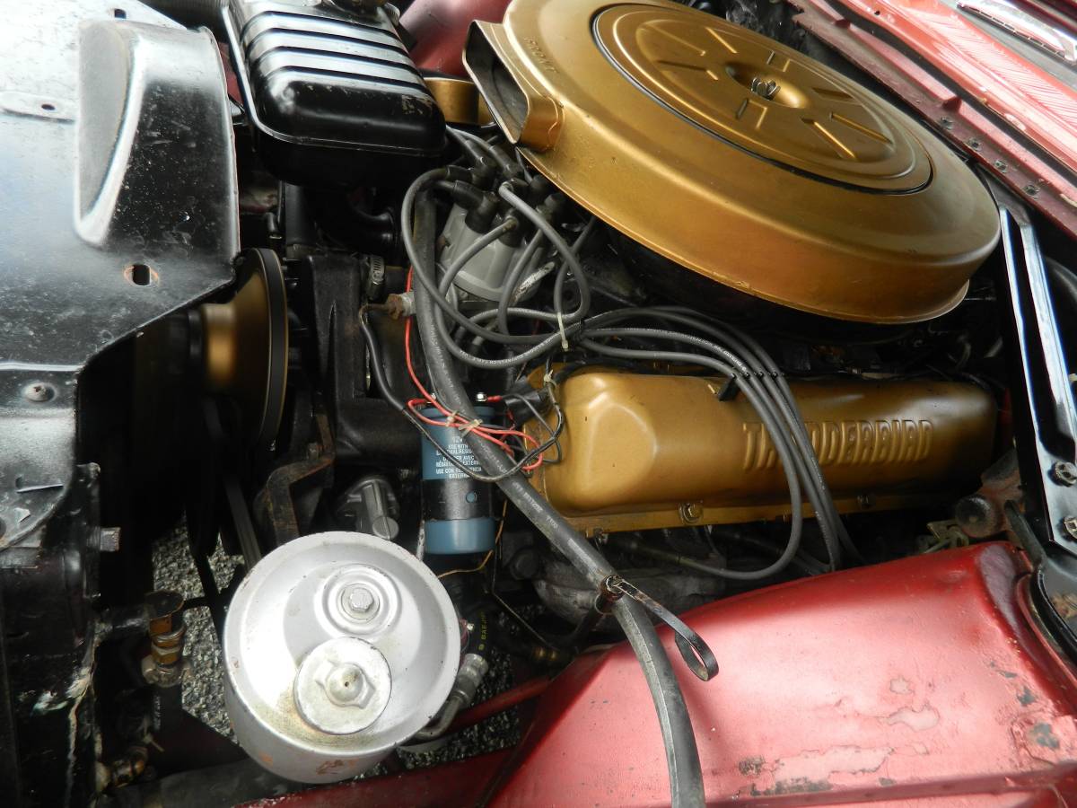 Ford-thunder-bird-1963-red-3