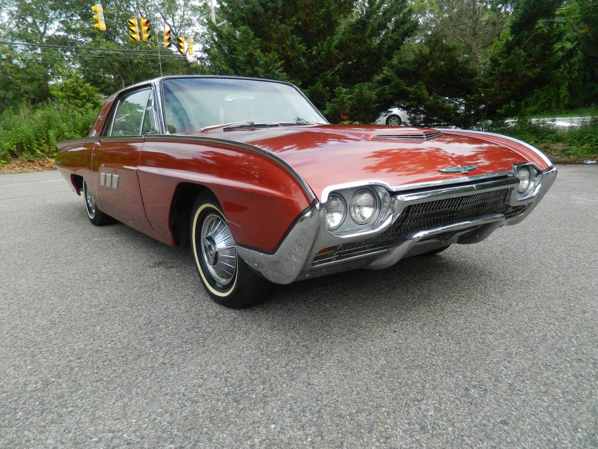 Ford-thunder-bird-1963-red-6