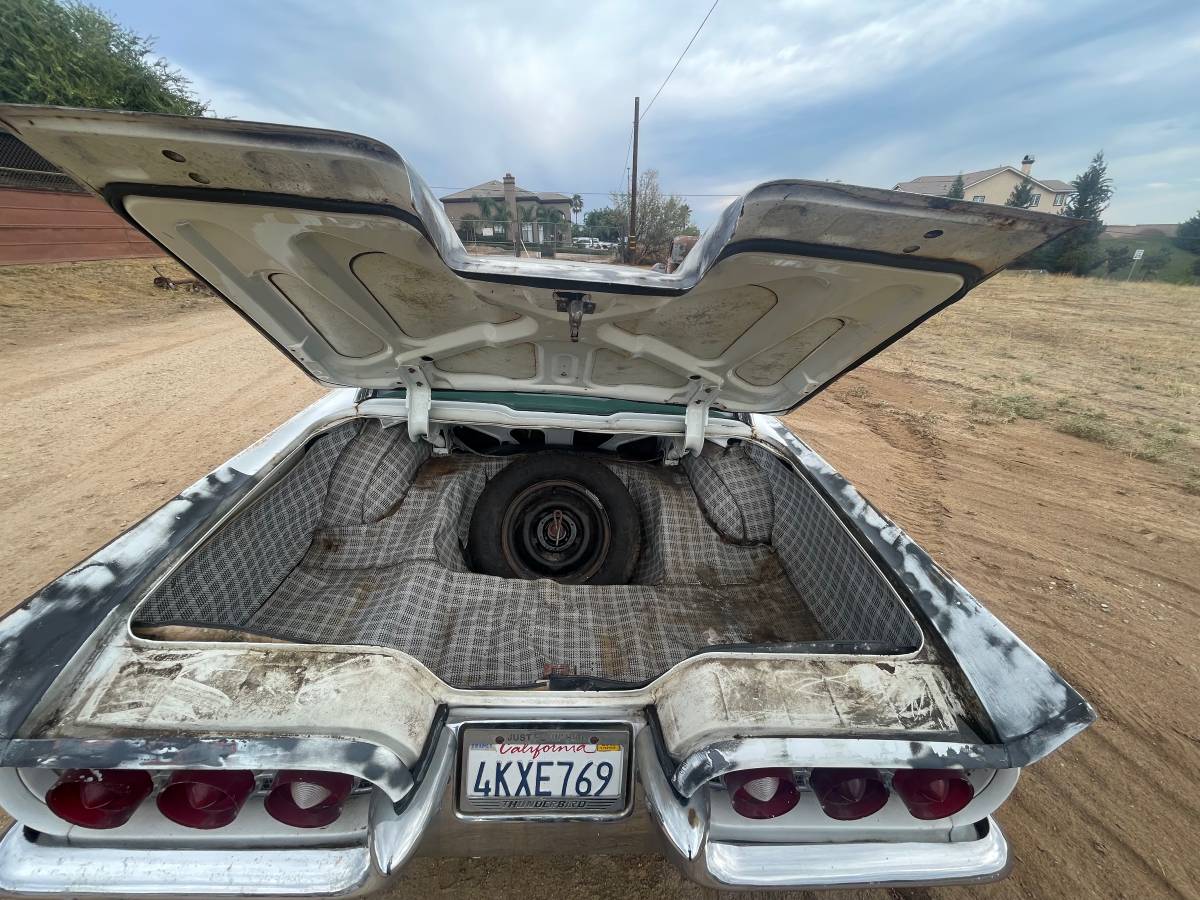 Ford-thunderbird-1960-9