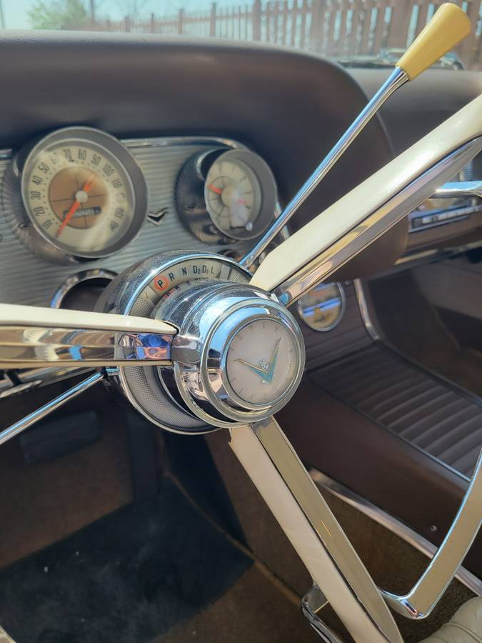 Ford-thunderbird-1960-white-17
