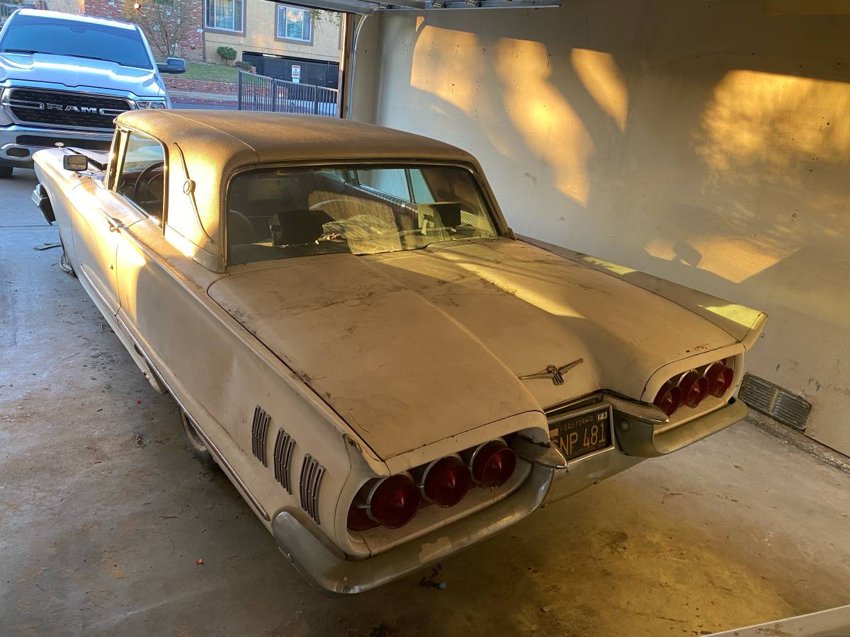 Ford-thunderbird-1960-white-2