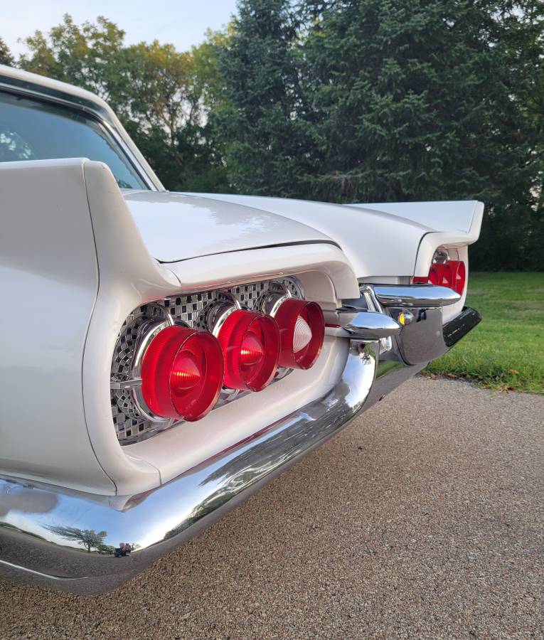 Ford-thunderbird-1960-white-6