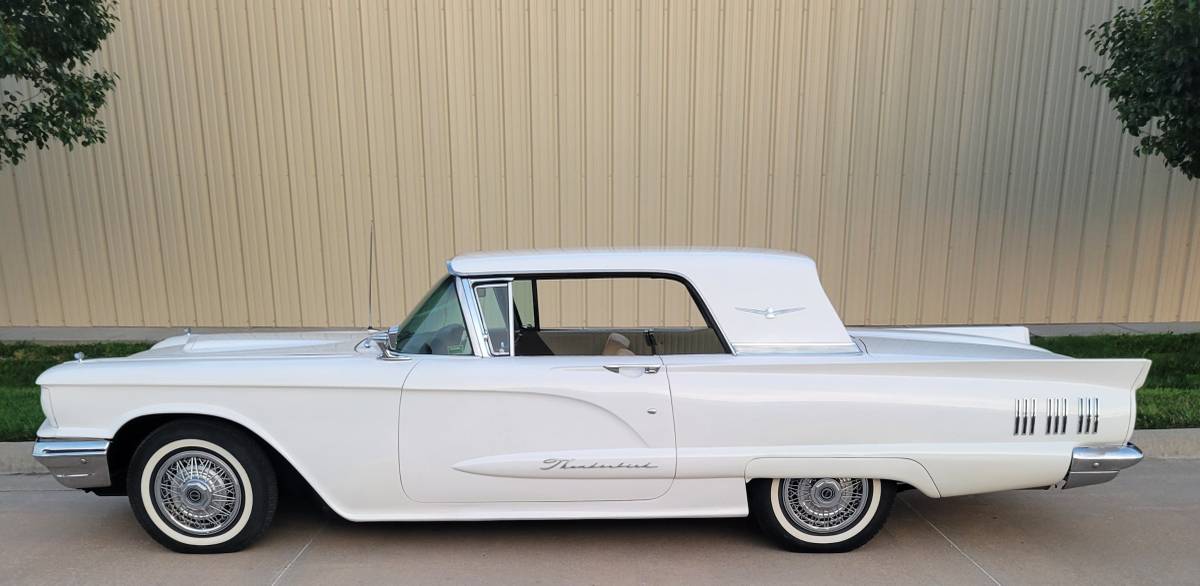 Ford-thunderbird-1960-white