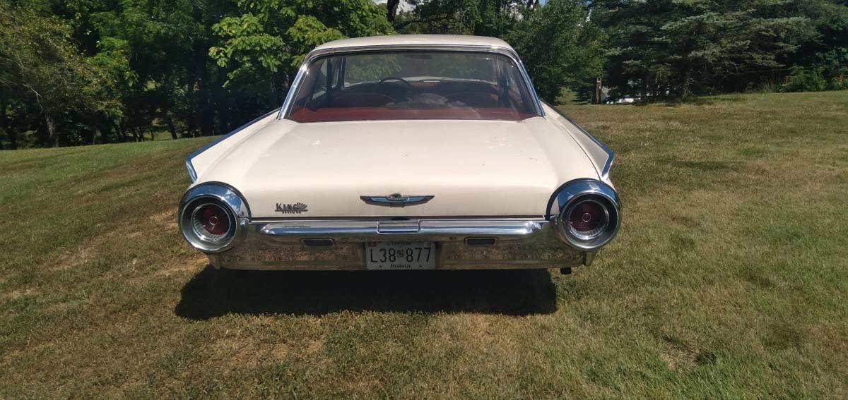 Ford-thunderbird-1961-white-2