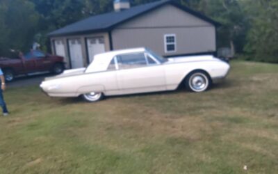 Ford thunderbird 1961