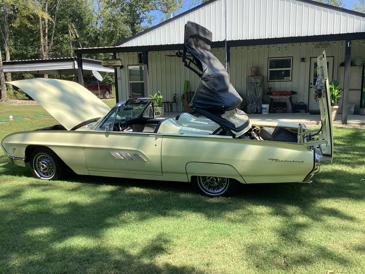 Ford-thunderbird-1963-yellow-3