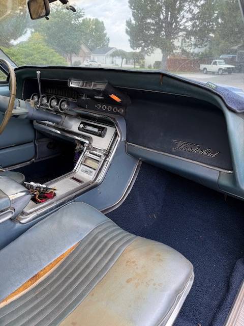 Ford-thunderbird-1964-2