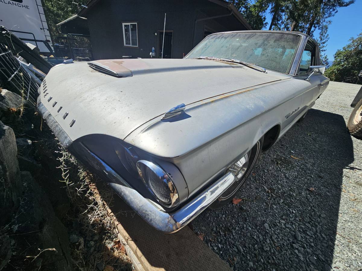 Ford-thunderbird-1964-grey