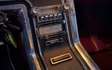 Ford-thunderbird-1966-7