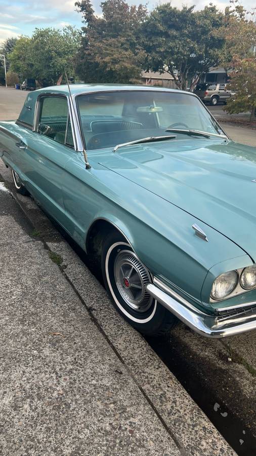 Ford-thunderbird-1966-blue-17