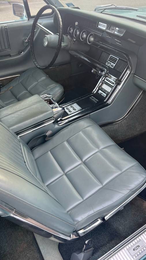Ford-thunderbird-1966-blue-5