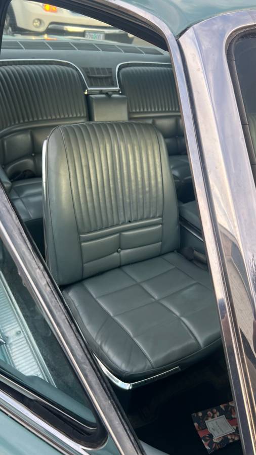 Ford-thunderbird-1966-blue-6
