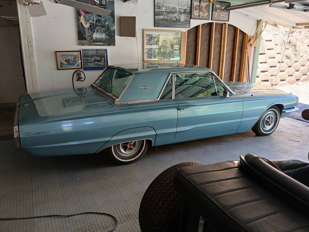 Ford-thunderbird-1966-blue