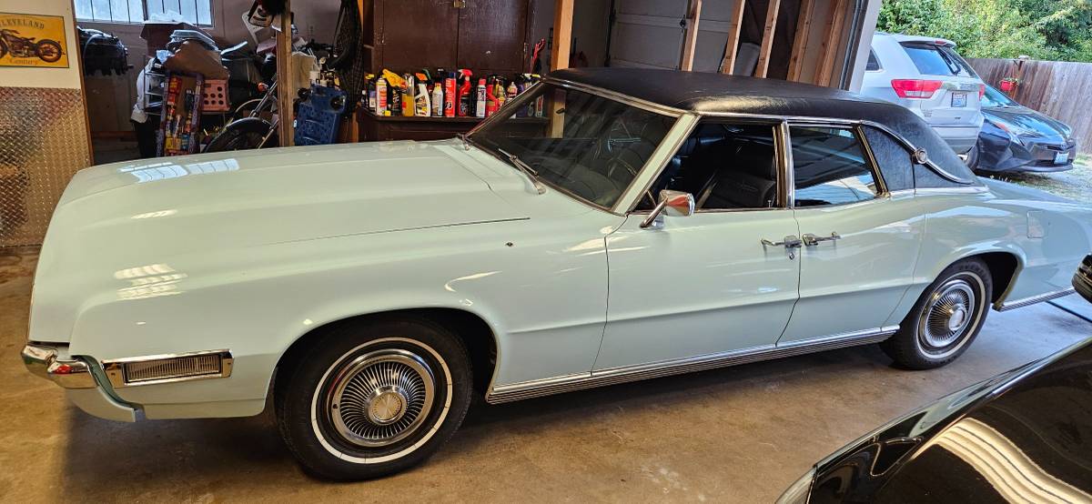 Ford-thunderbird-1969-blue-14