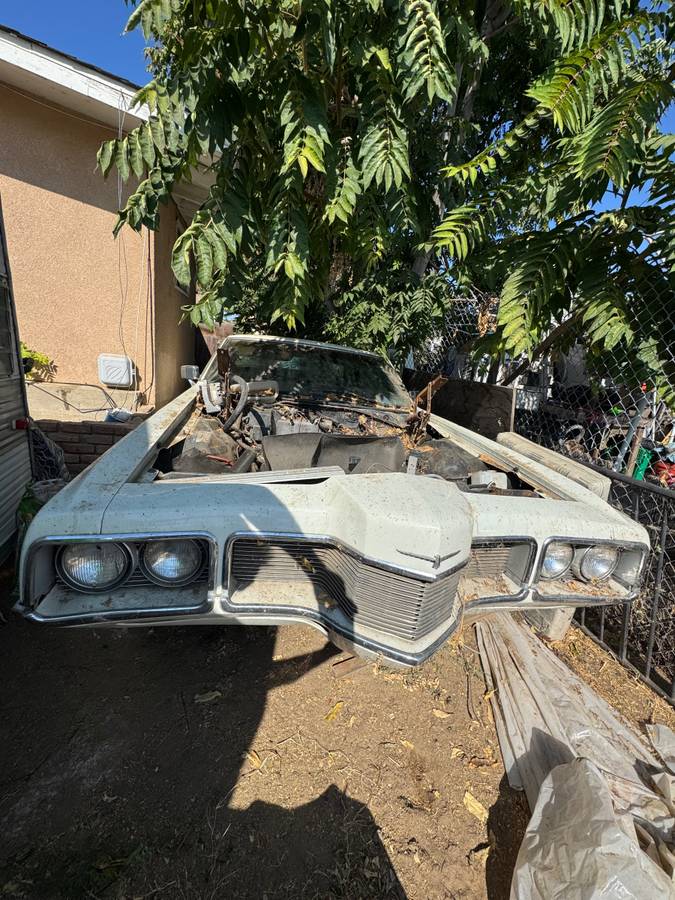 Ford-thunderbird-1970-white
