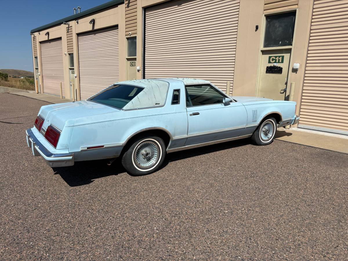 Ford-thunderbird-1979-blue