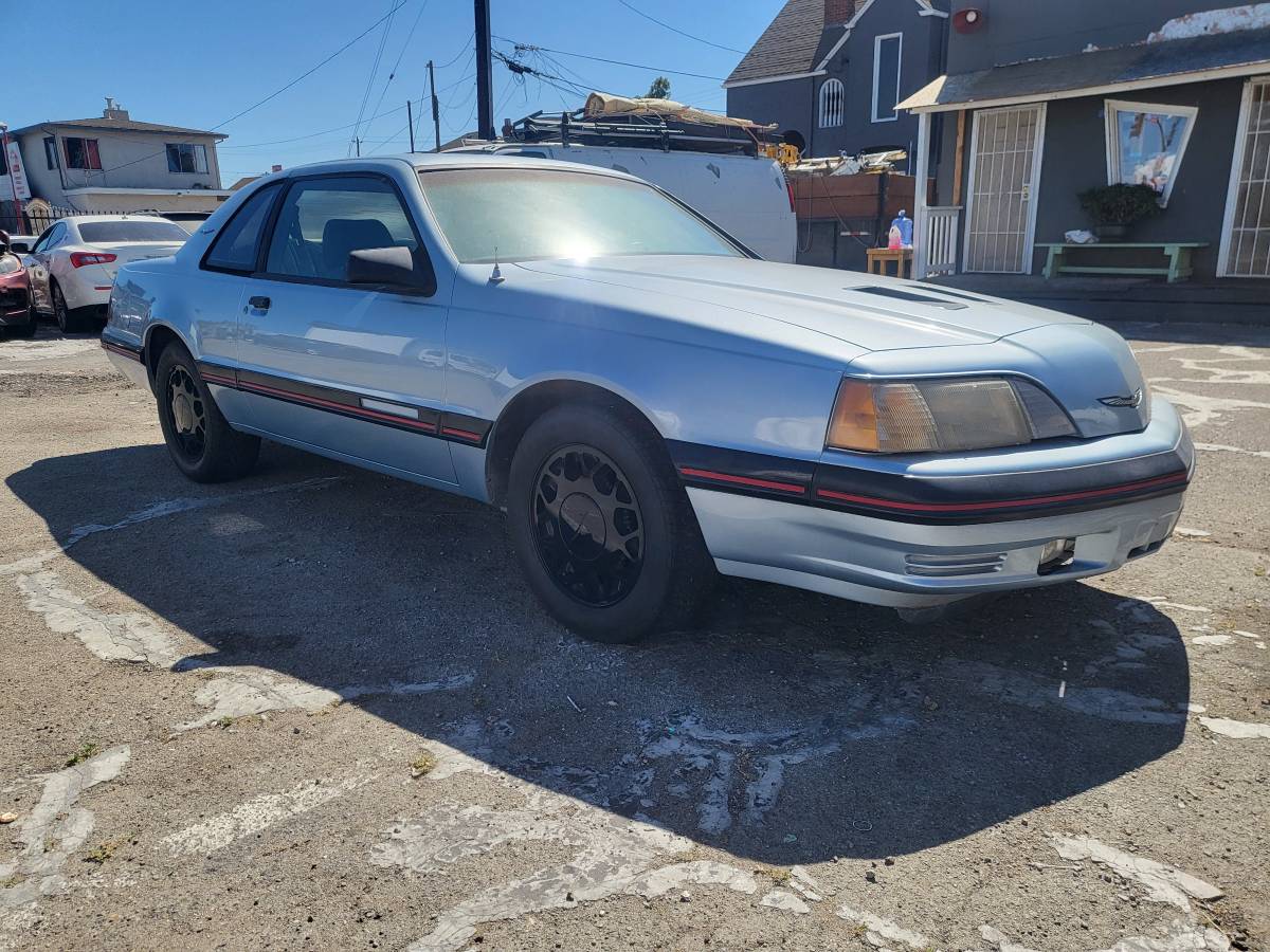 Ford-thunderbird-1987-blue-2