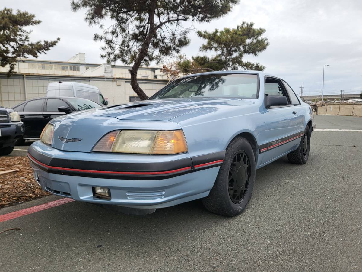 Ford-thunderbird-1987-blue