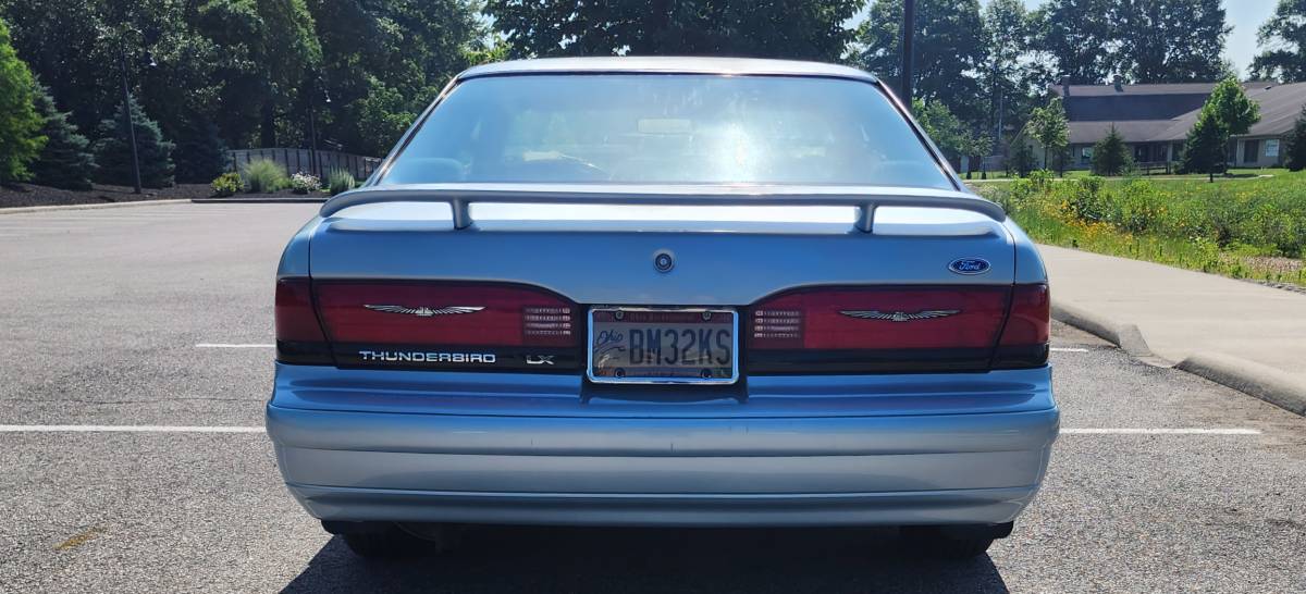 Ford-thunderbird-1993-blue-14