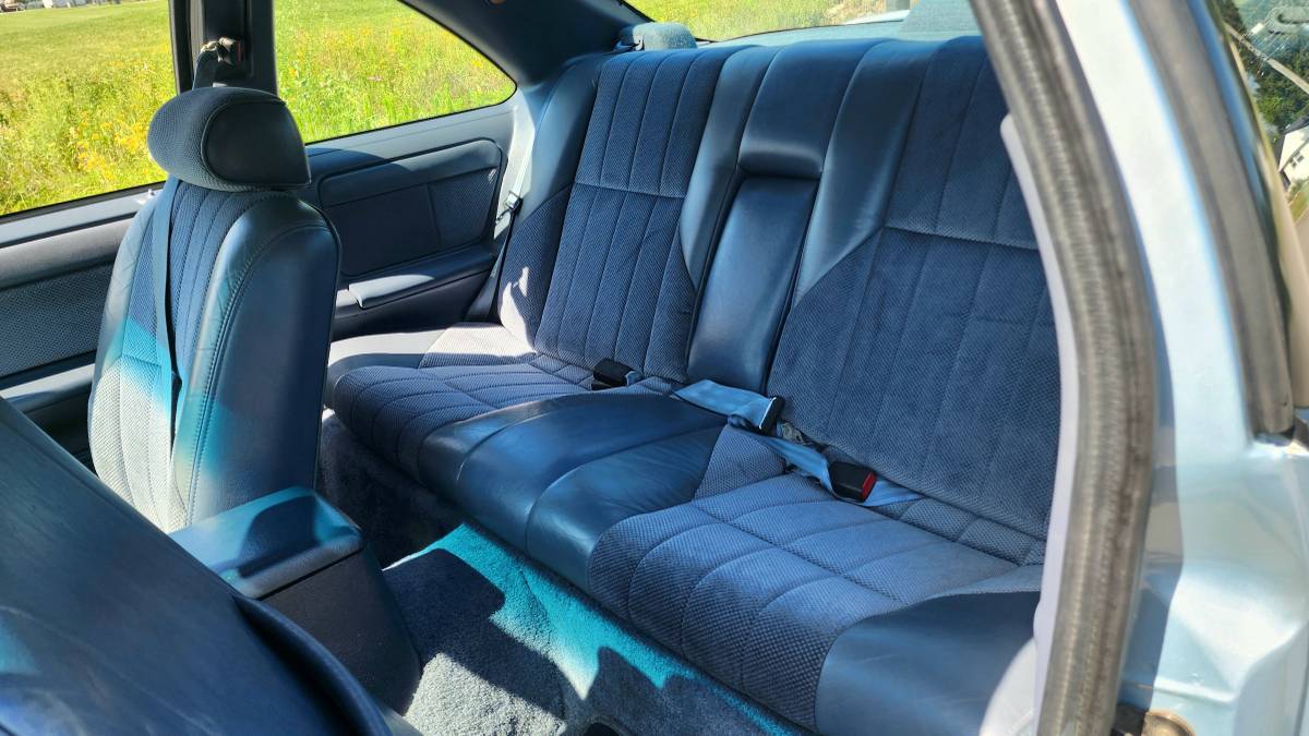 Ford-thunderbird-1993-blue-22