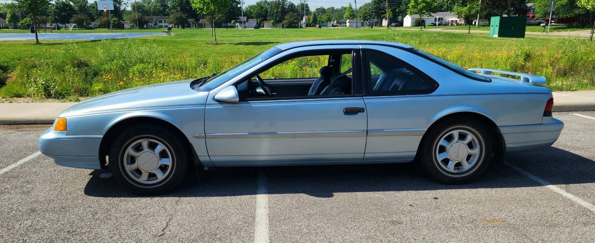 Ford-thunderbird-1993-blue-6
