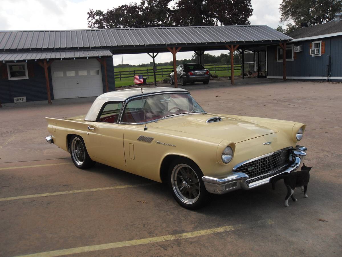 Ford-thunderbird-convertible-1957-4