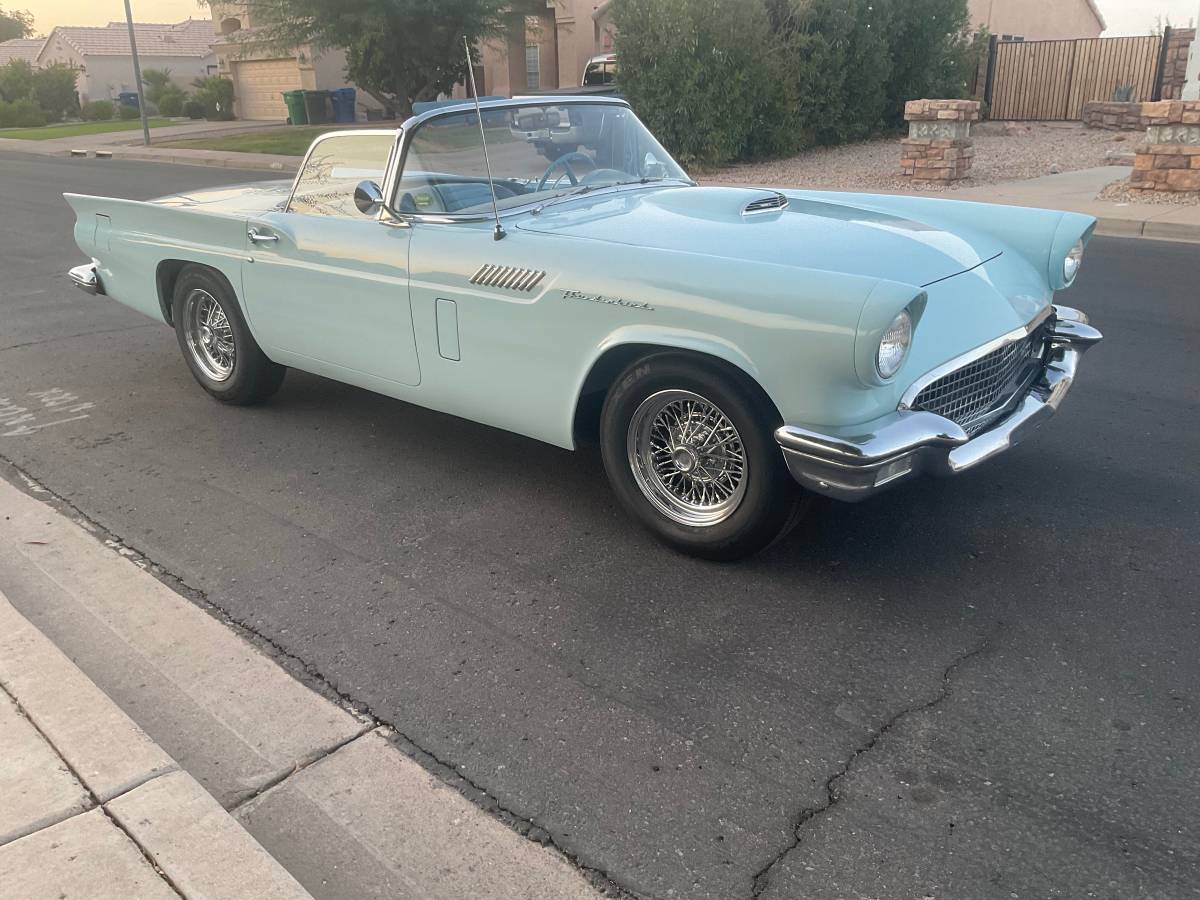 Ford-thunderbird-convertible-1957-blue-15
