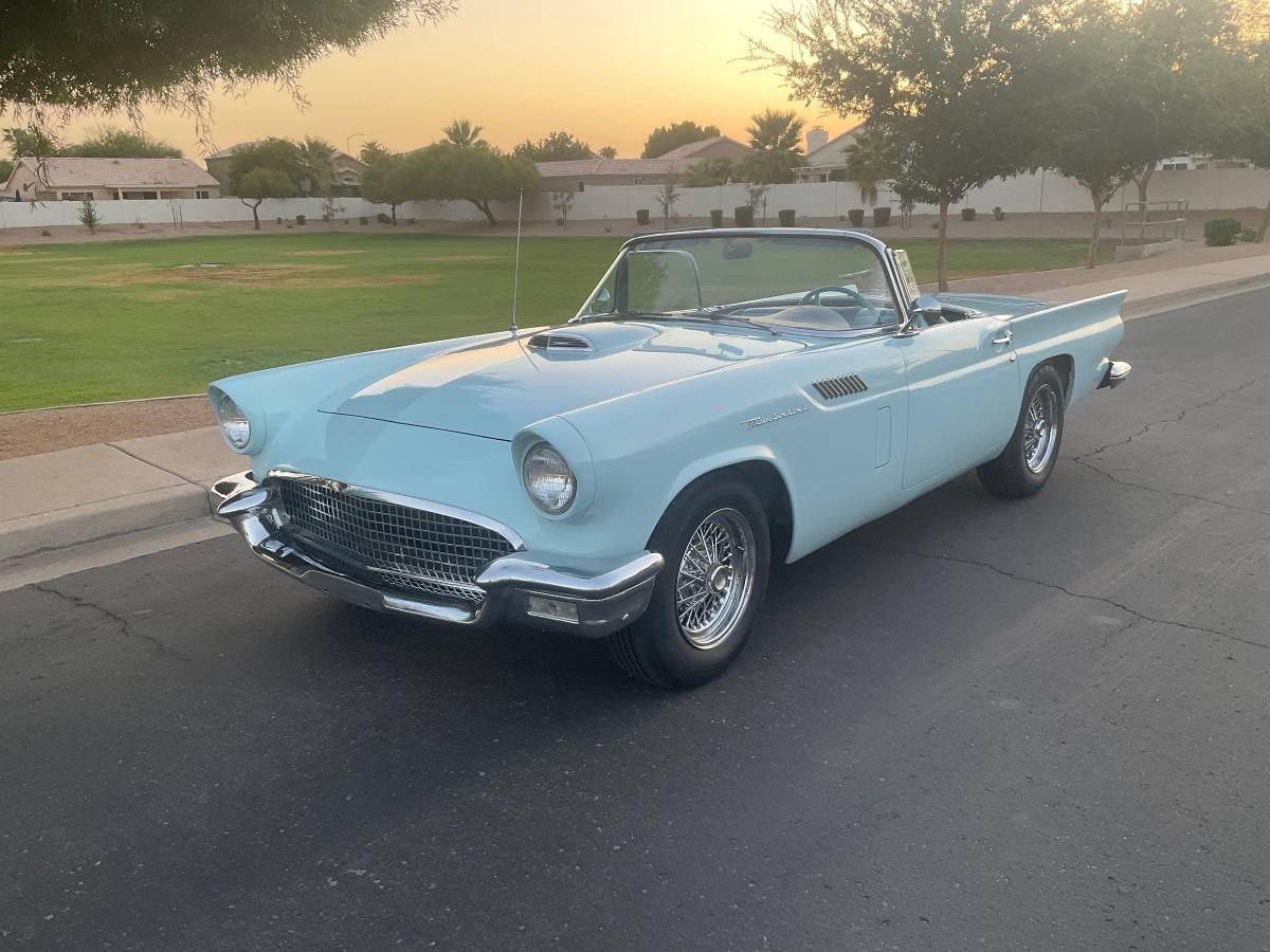 Ford-thunderbird-convertible-1957-blue-17