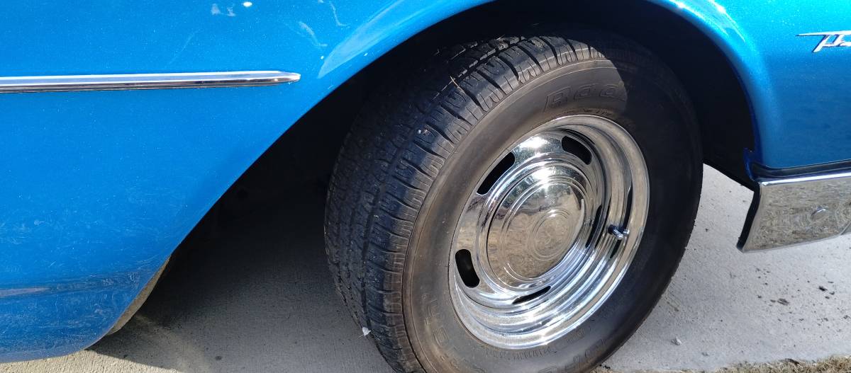 Ford-thunderbird-coupe-1962-custom-11