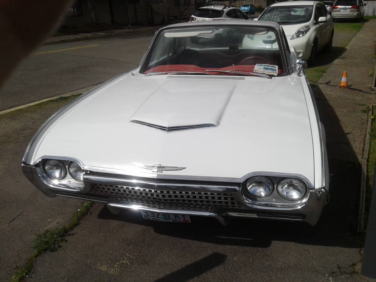 Ford-thunderbird-coupe-1962-white-3