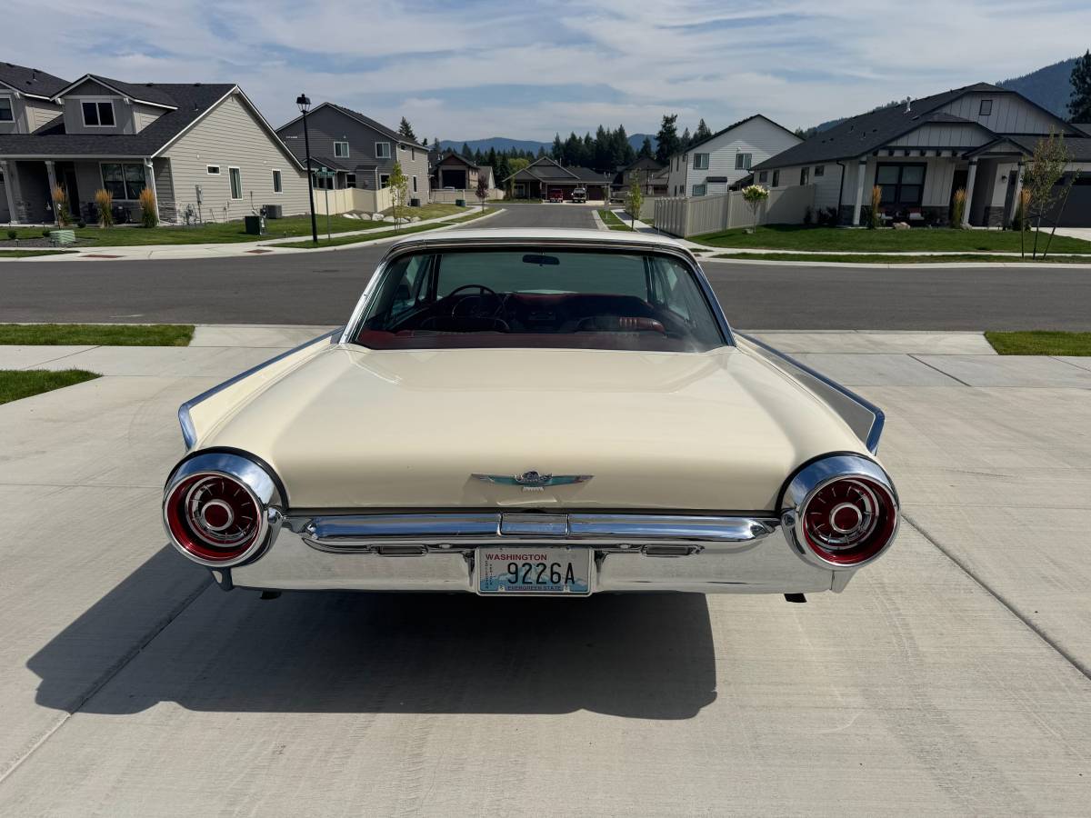Ford-thunderbird-coupe-1963-2