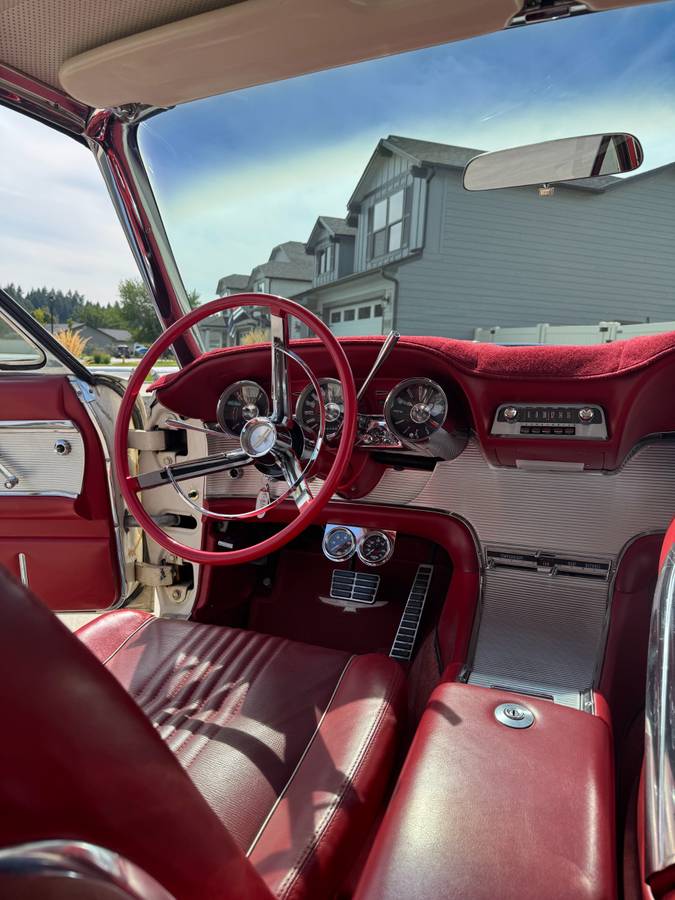Ford-thunderbird-coupe-1963-9