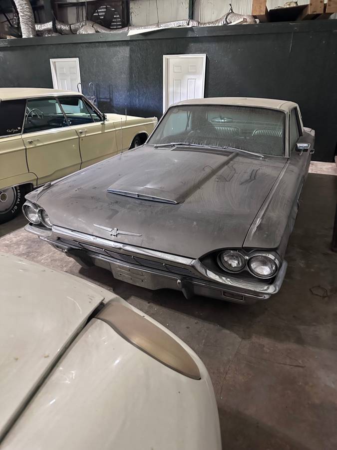 Ford-thunderbird-coupe-1965-grey-6