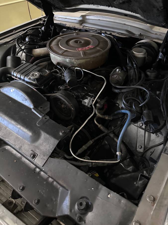 Ford-thunderbird-coupe-1965-grey-9