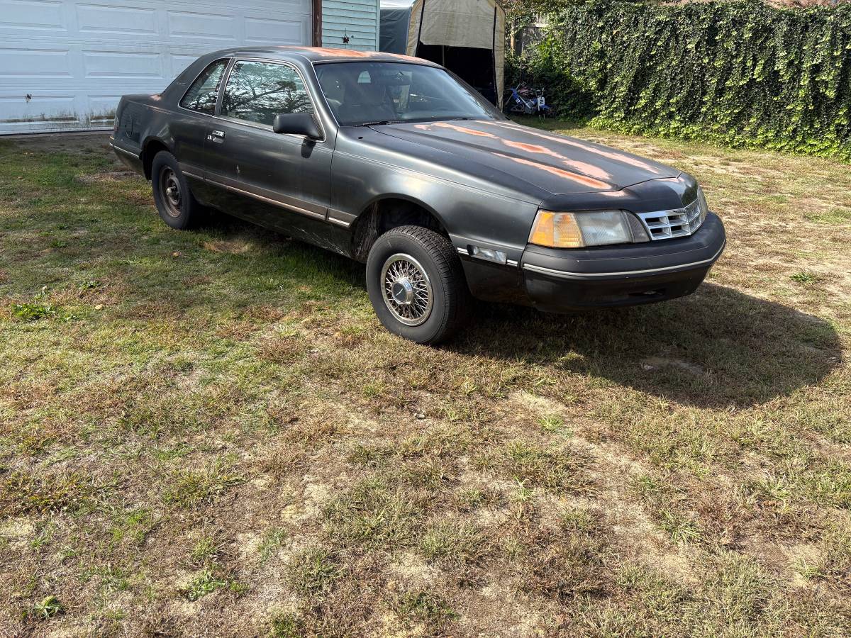 Ford-thunderbird-coupe-1988-black-14