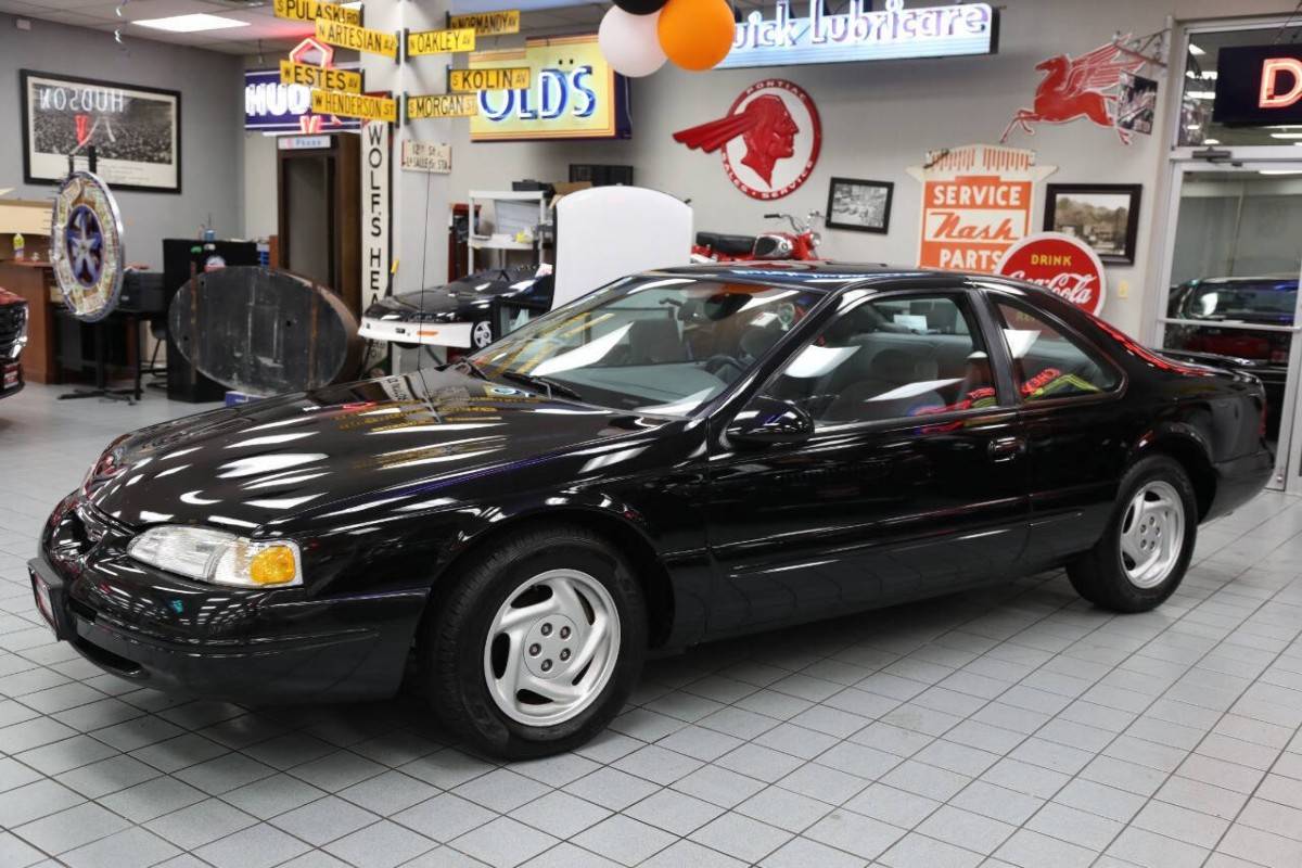 Ford-thunderbird-lx-2dr-coupe-1996-black-7
