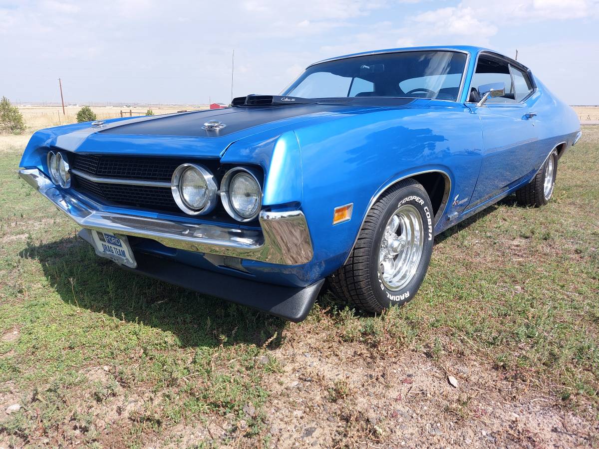 Ford-torino-cobra-1970-blue