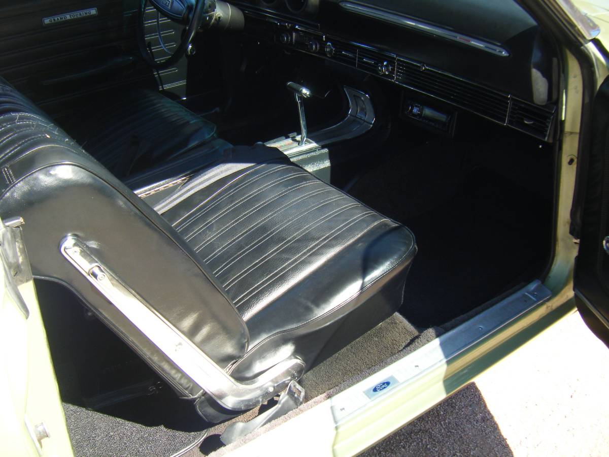 Ford-torino-gt-1968-green-11