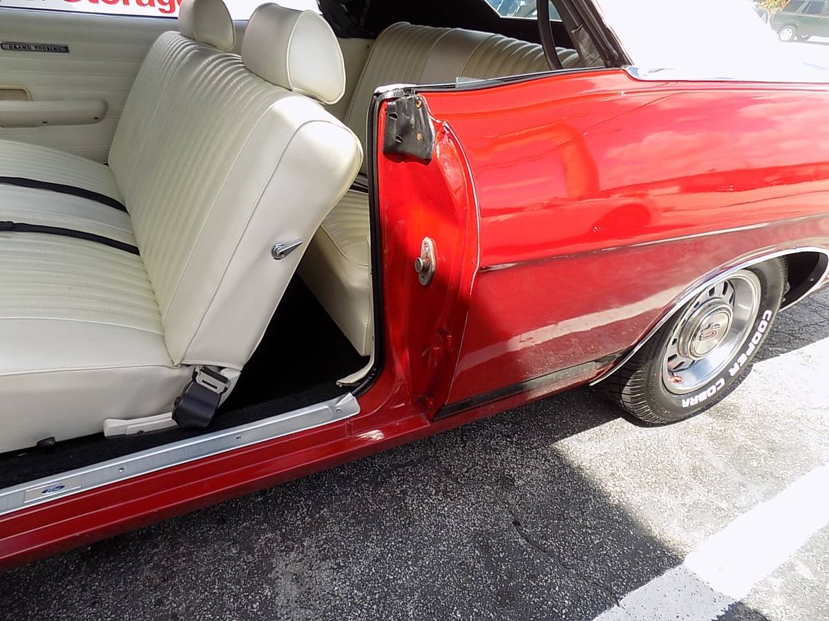 Ford-torino-gt-1968-red-12