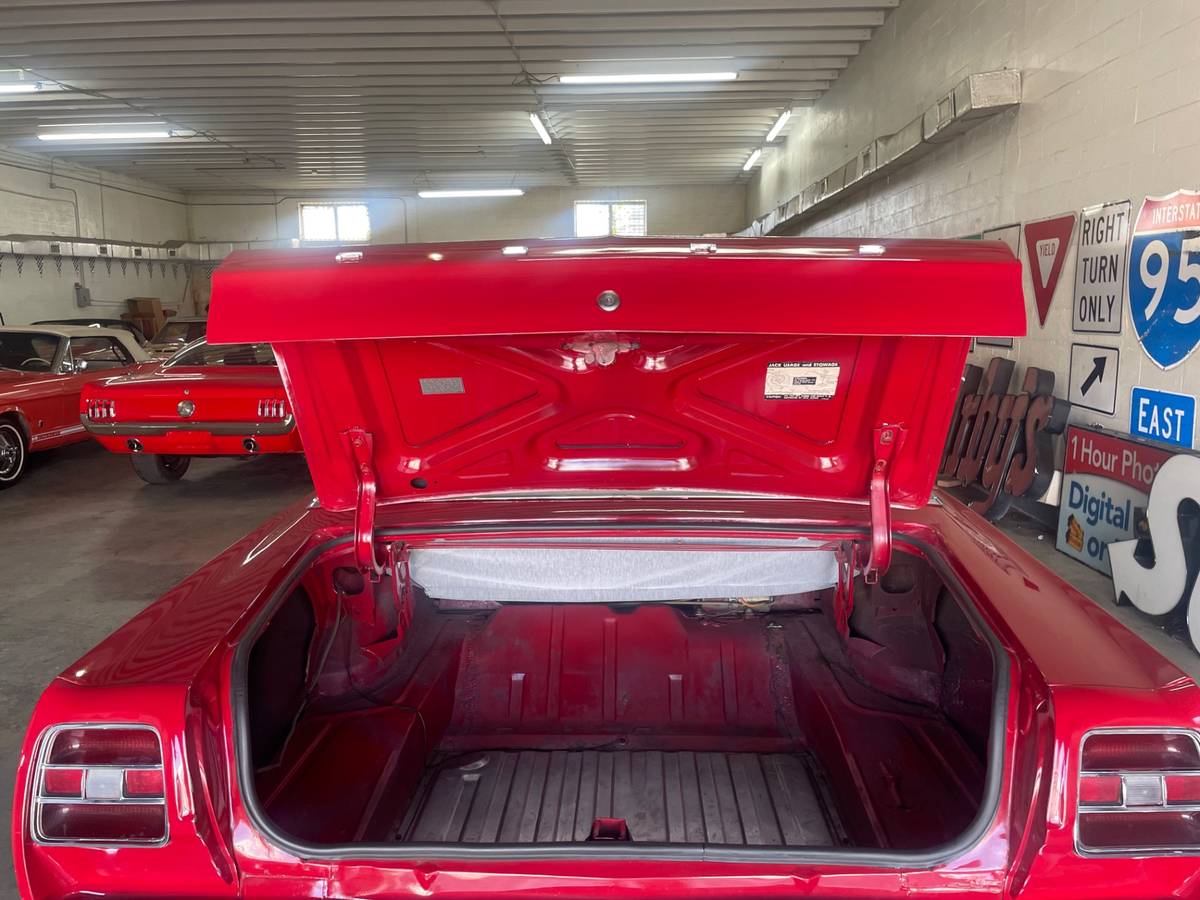 Ford-torino-gt-1968-red-21