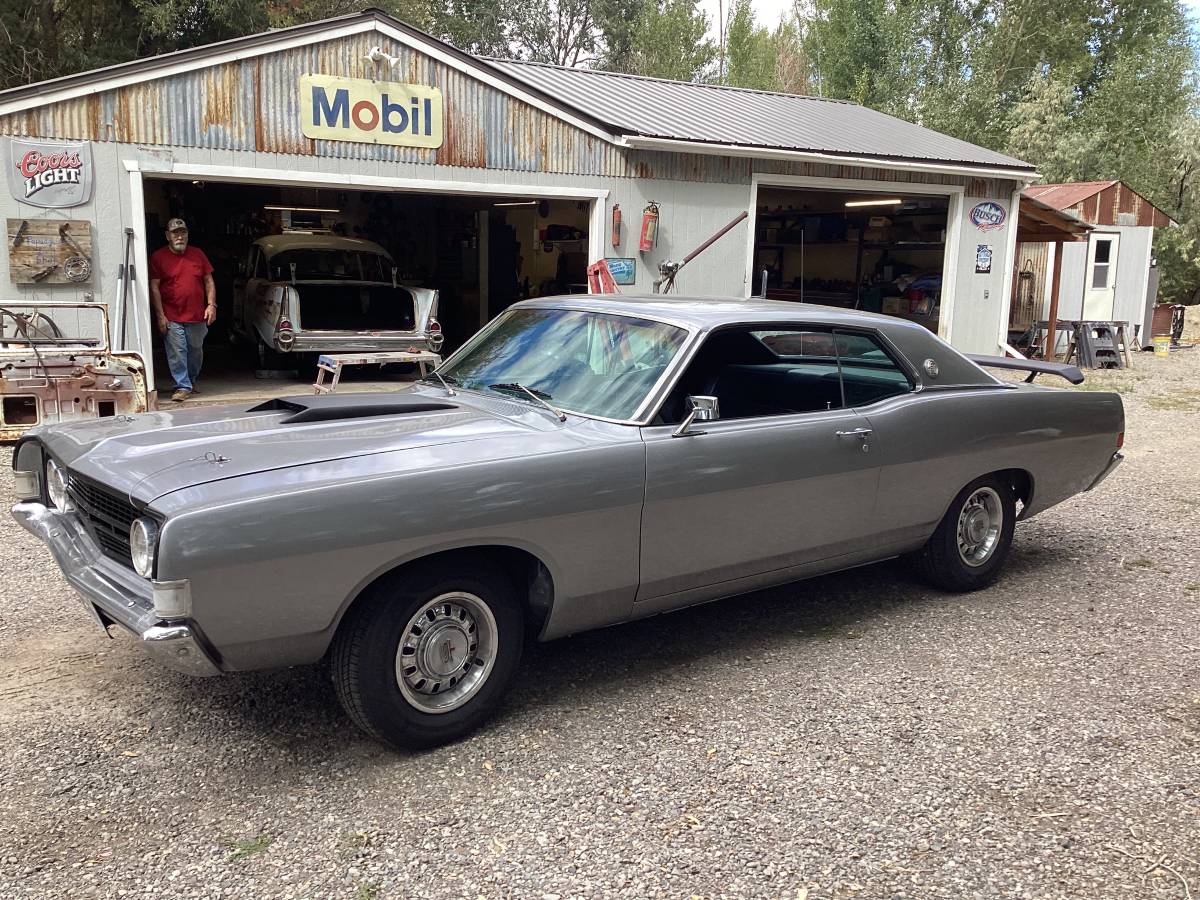 Ford-torino-gt-1968-silver-7