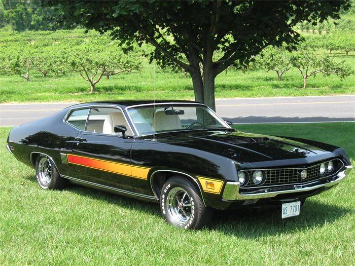 Ford-torino-gt-1970-black-17