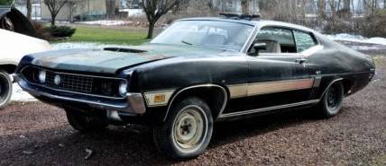 Ford-torino-gt-1970-black-3