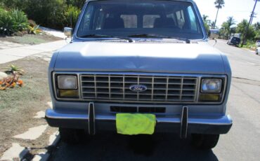 Ford-transit-van-1988-grey-1