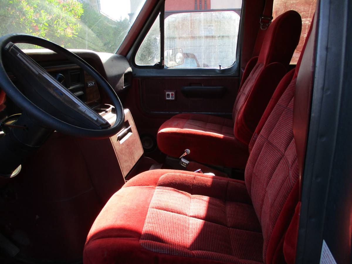 Ford-transit-van-1988-grey-3
