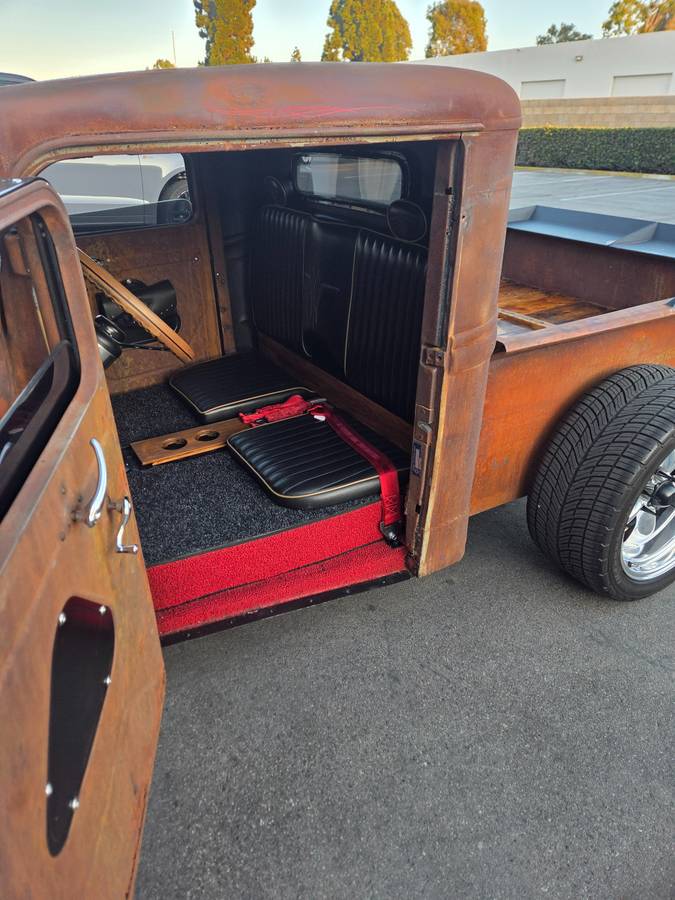 Ford-truck-1932-brown