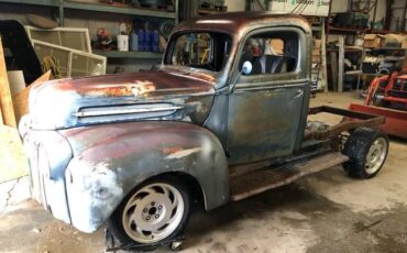 Ford-truck-1942