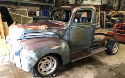 Ford truck 1942