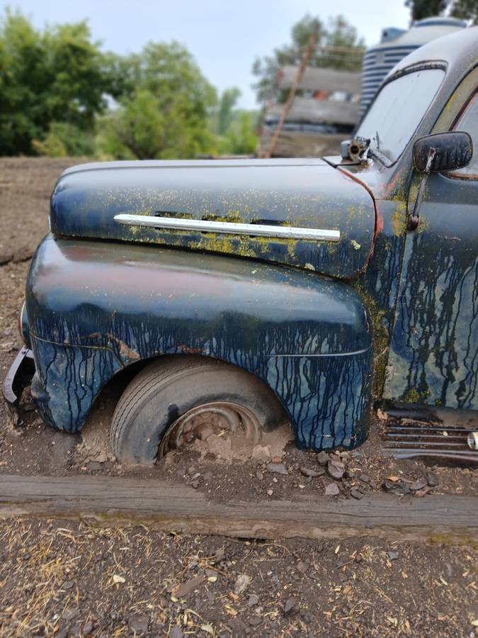 Ford-truck-1951-black-1